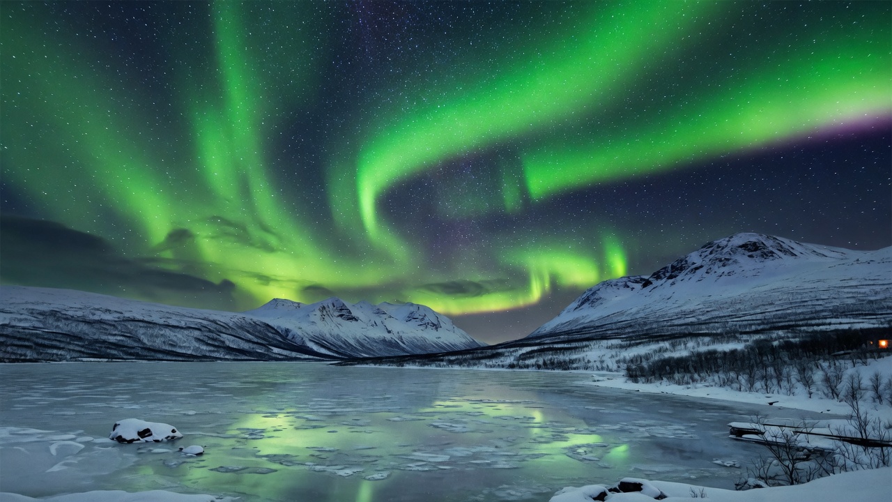 Urlaub in Abisko – Nordlichter über dem Torneträsk im schwedischen Lappland | Travelviser