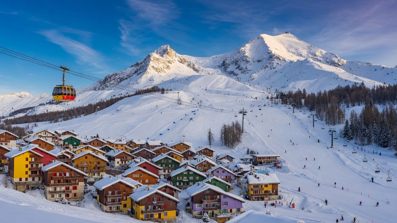 Urlaub in Alpe d'Huez – Skigebiet und Sonnenplateau in den französischen Alpen | Travelviser